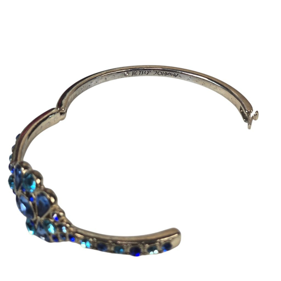 Betsey Johnson Bracelet Goldtone Blue Crystal Gemstone Hinged Oval Bangle - Picture 4 of 7
